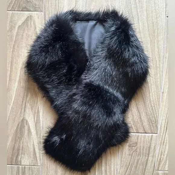 Faux Fur Scarf Wrap Collar Shawl Shrug - Picture 3 of 7